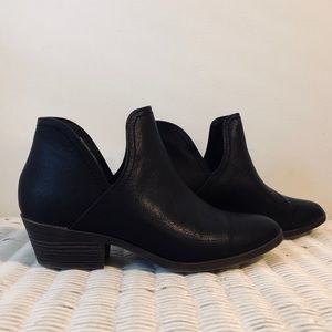 Ankle booties
